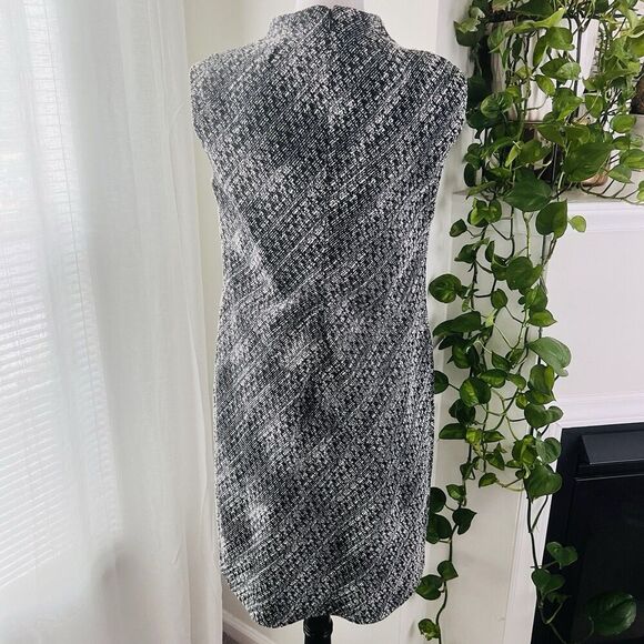 Banana Republic Black & Whtie Soft Tweed Structured High Neck Dress - Size 10P - Picture 5 of 6